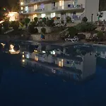 Zora Ξενοδοχείο Βέλινγκραντ