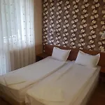 Ξενοδοχείο Zora